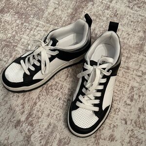 Black and White Womens’ Sneakers